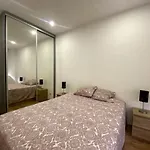 Apartment Center Private Parking Ac